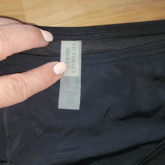 VS high-waisted black bikini bottoms - Picture 3 of 4